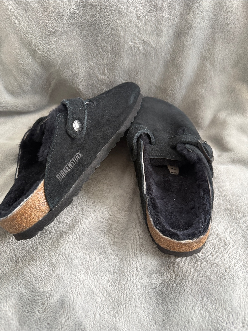 Birkenstock cozy Black Suede Clog - Picture 5 of 6